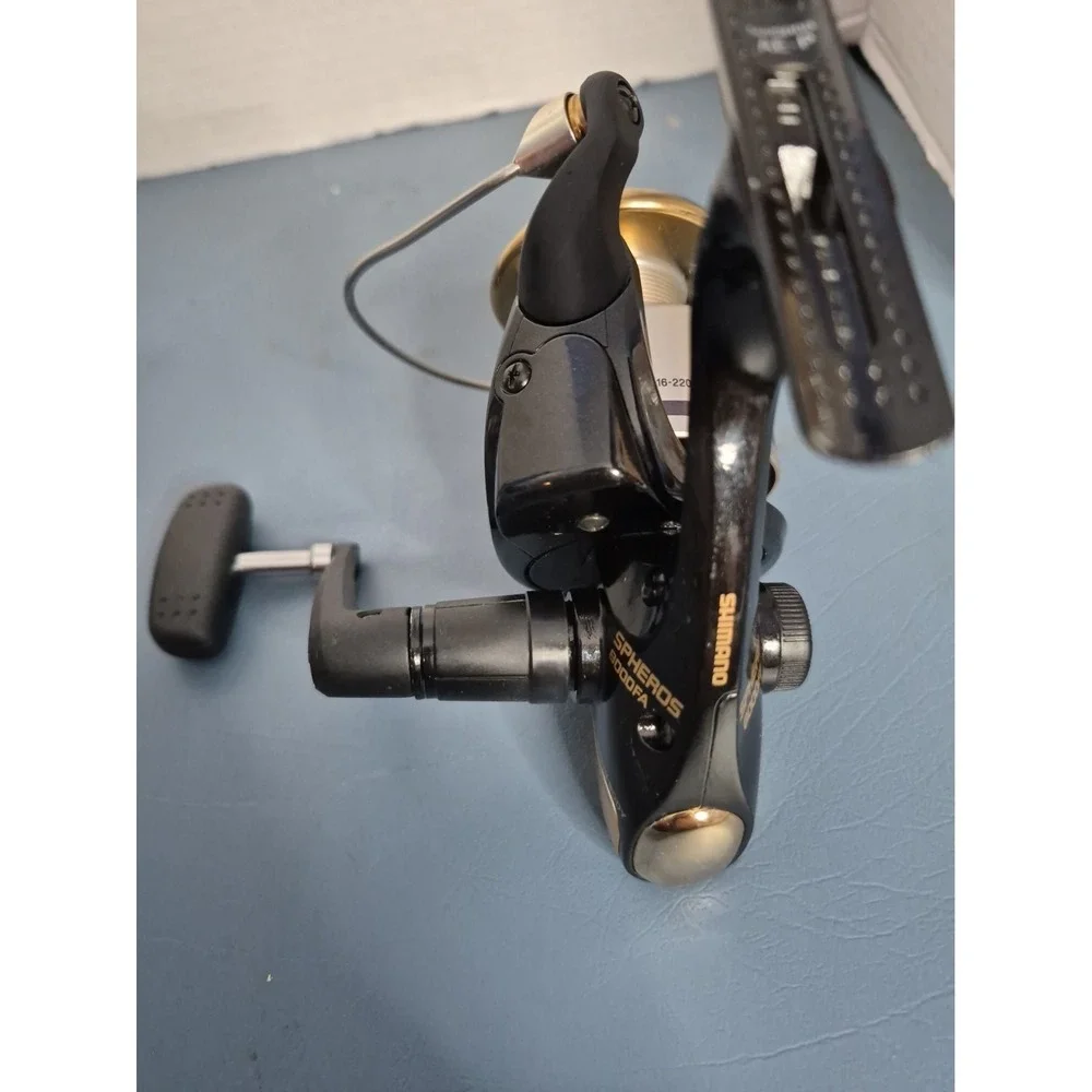 Shimano Speros 8000FA Fishing Spinning Reel Euc